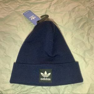 Adidas trefoil beanie UNISEX